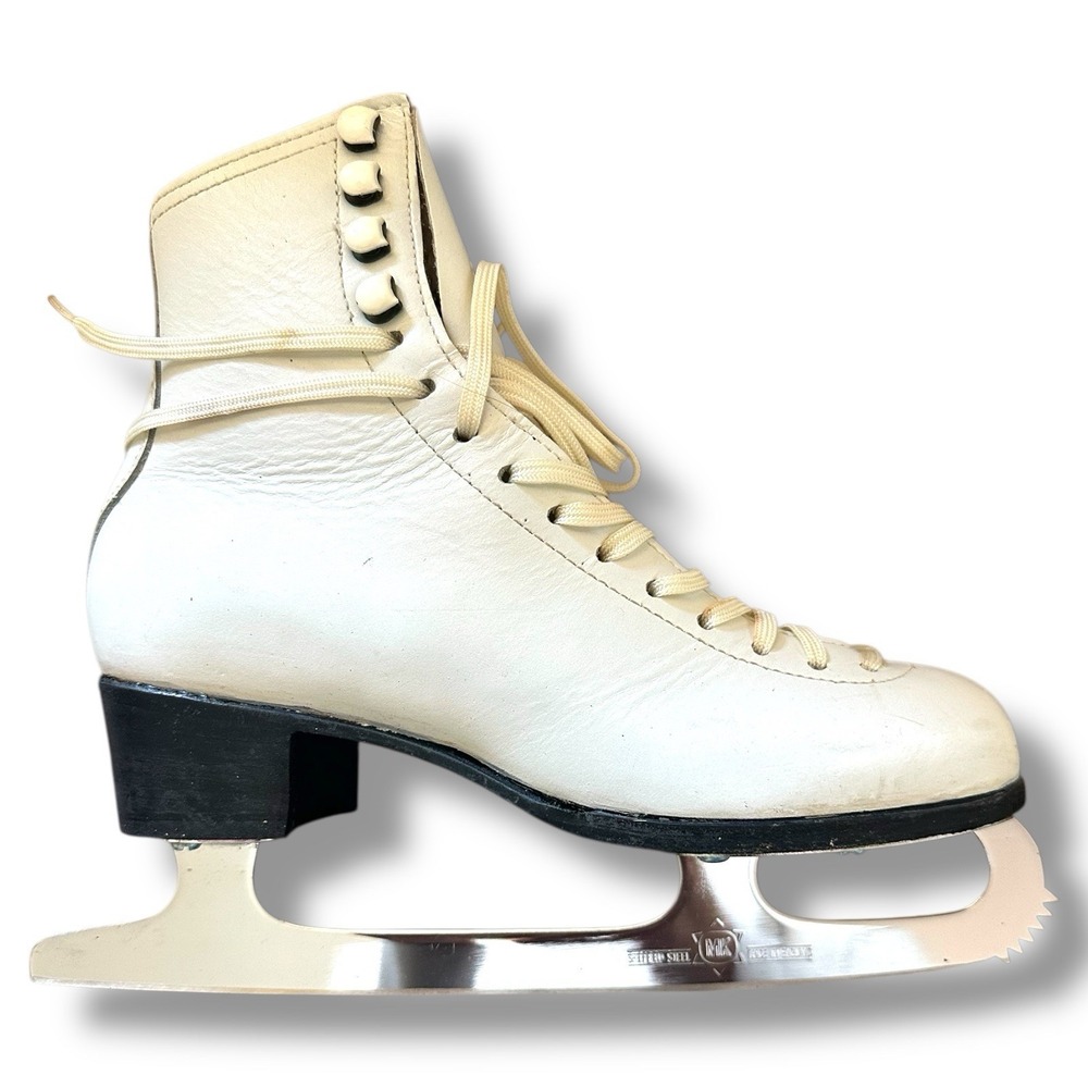 Jackson Figure Skates Youth Sz 3 Beginner Ice Skates Celebrity Series Alpha A21
